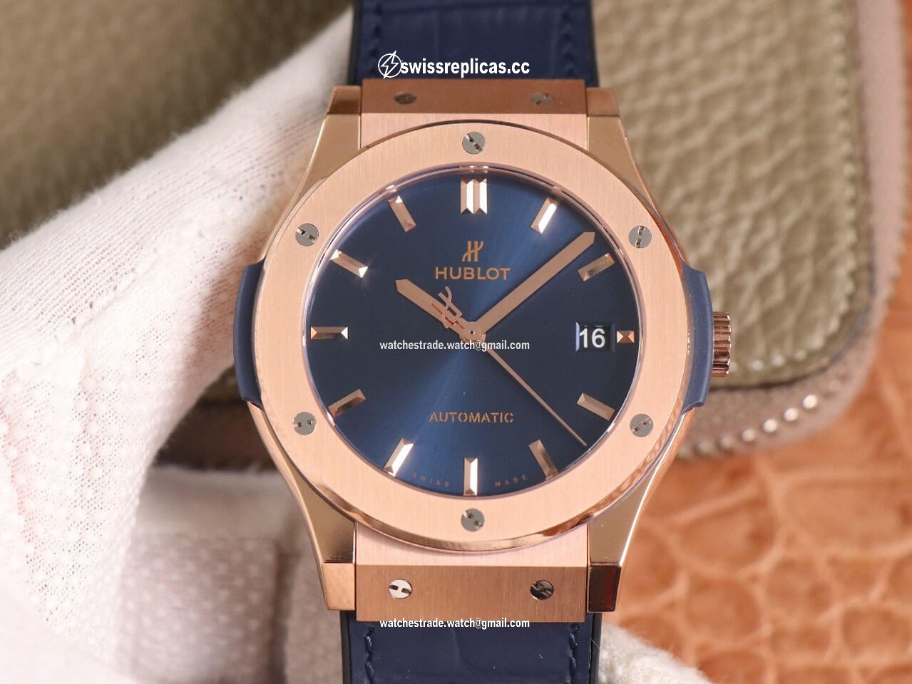 Hublot Classic Fusion 511.OX.7180.LR WWF Factory Rose Gold Blue Dial