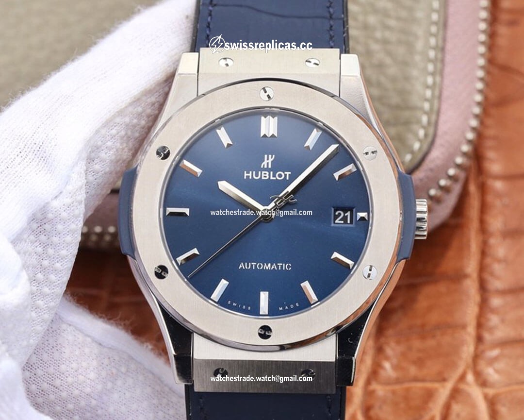 Hublot Classic Fusion 511.NX.7170.LR WWF Factory Blue Dial