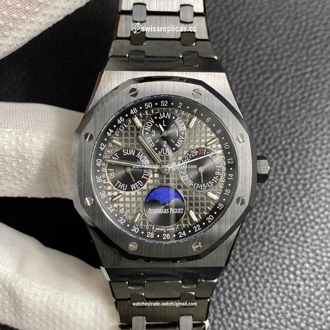 Audemars Piguet Royal Oak 26579CE.OO.1225CE.01 APS Factory Black Dial