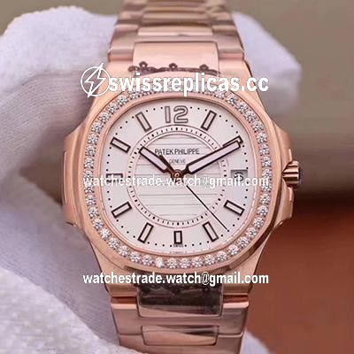 Patek Philippe Nautilus Ladies 7010/1R-011 Silver Dial