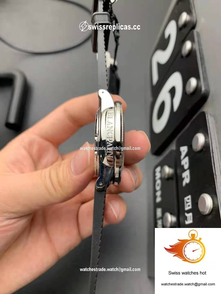 Blancpain Fifty Fathoms Barakuda 5008B 1130 B52A ZF Factory Black Dial 4