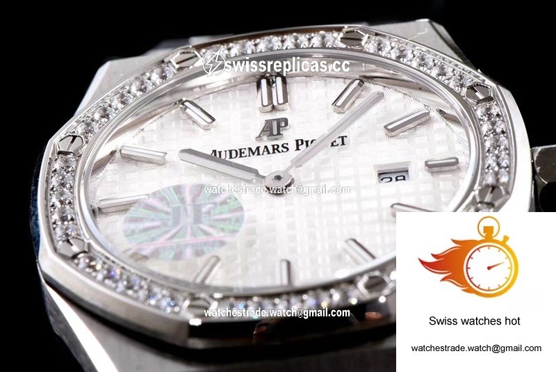 Audemars Piguet Royal Oak Quartz 67651ST.ZZ.1261ST.01 JF Factory White Dial 5