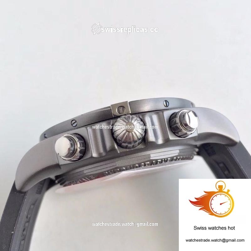 Breitling Chronomat 44 Blacksteel MB0111C3/I531/262S/M20DSA.2 GF Factory Yellow Dial 5