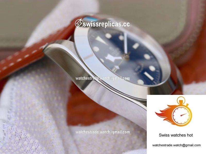 Tudor Heritage Black Bay 41MM M79540-0005 TW Factory Blue Dial 5