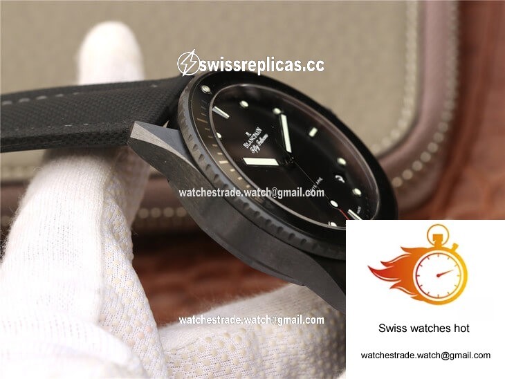 Blancpain Fifty Fathoms Bathyscaphe 5000-0130-B52-B GF Factory Black Ceramic 5