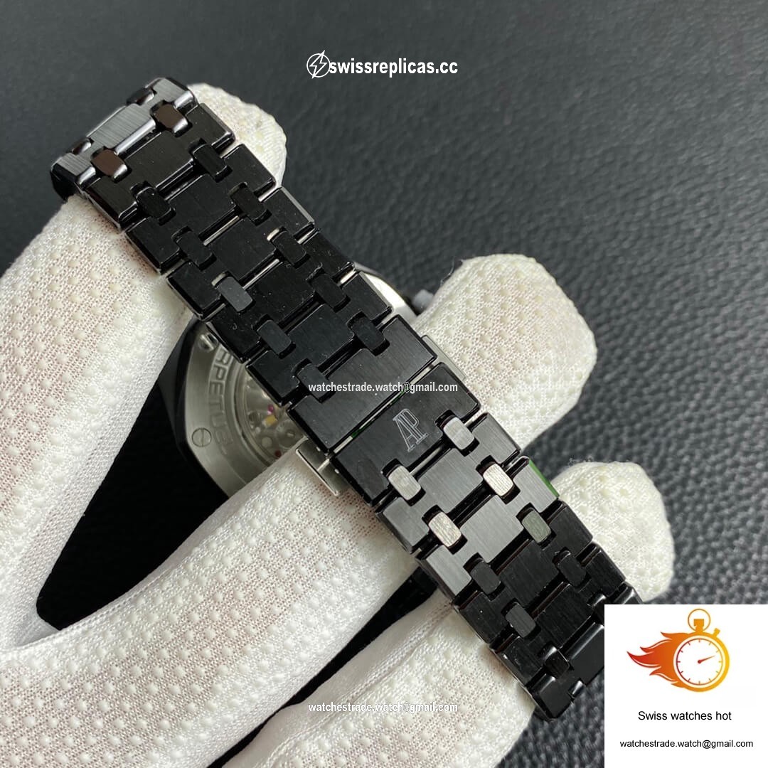 Audemars Piguet Royal Oak 26579CE.OO.1225CE.01 APS Factory Black Dial 8